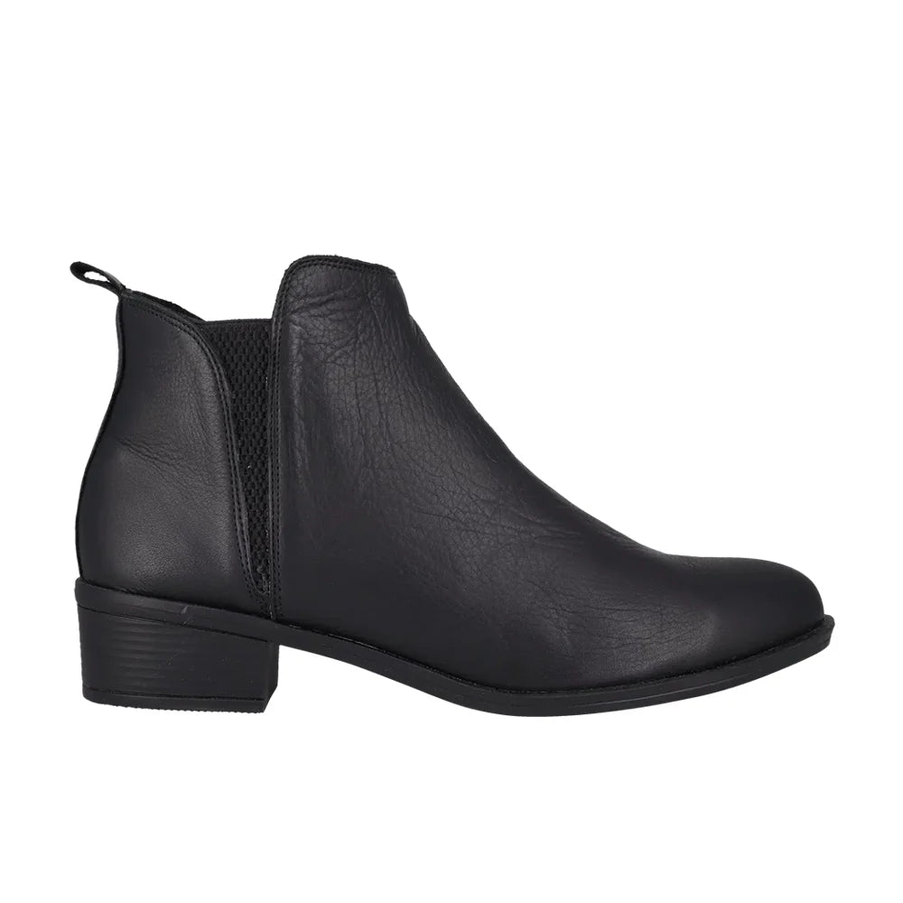 Cabello Leather Boot EG213