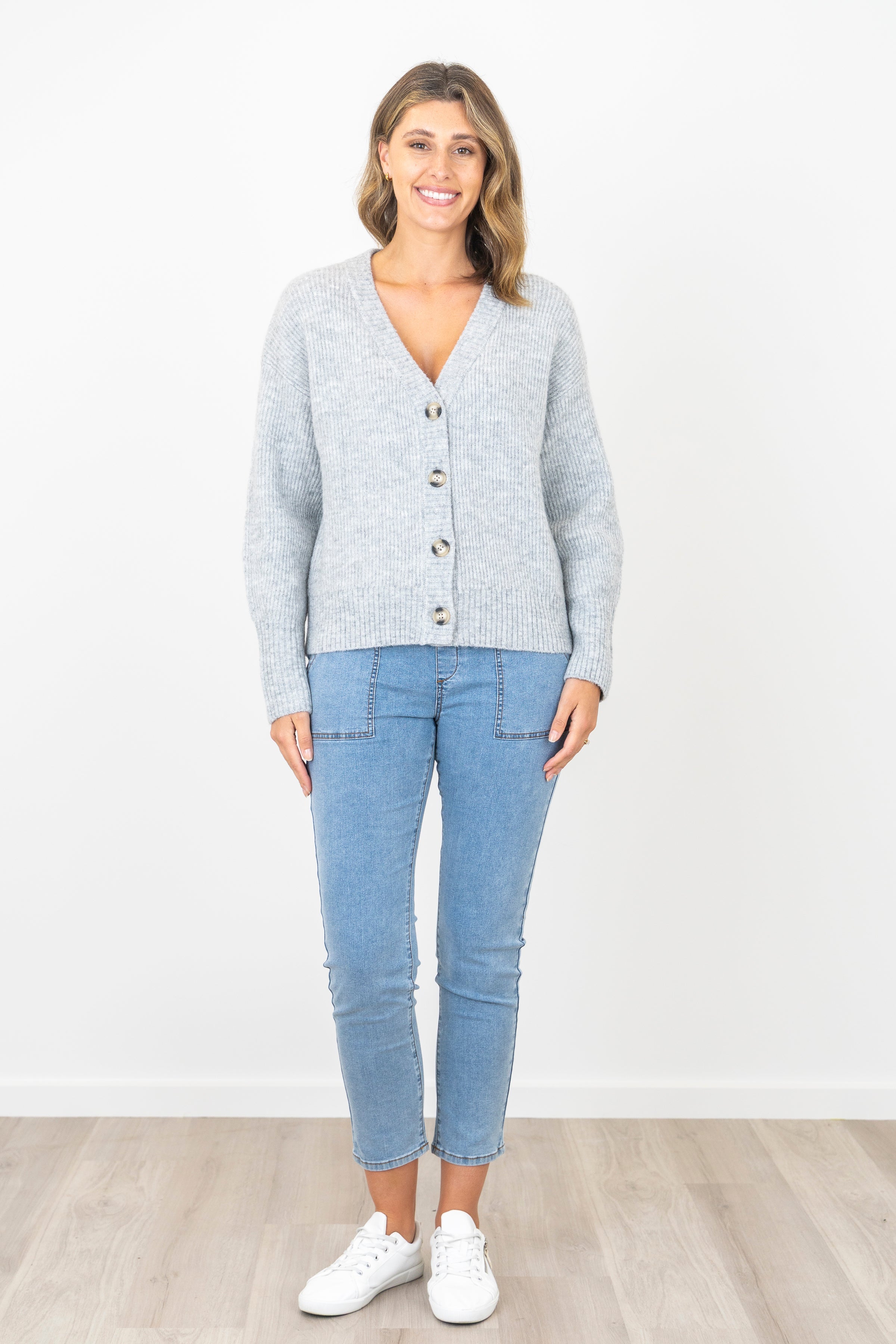 Lofty Rib V Neck Cardigan - Silver